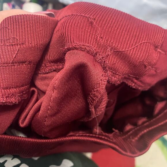 Fabletics All-Shift Scrub Jogger Dark Red Burgundy Mens/Unisex Sz S - Picture 12 of 15